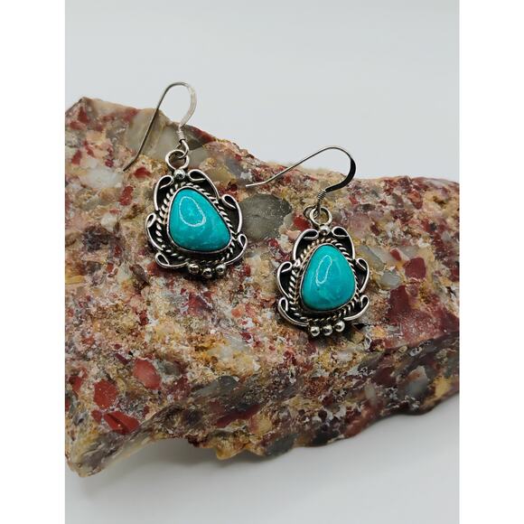 Native American Richard Begay Vintage Turquoise and Sterling Silver Earrings - Picture 4 of 5
